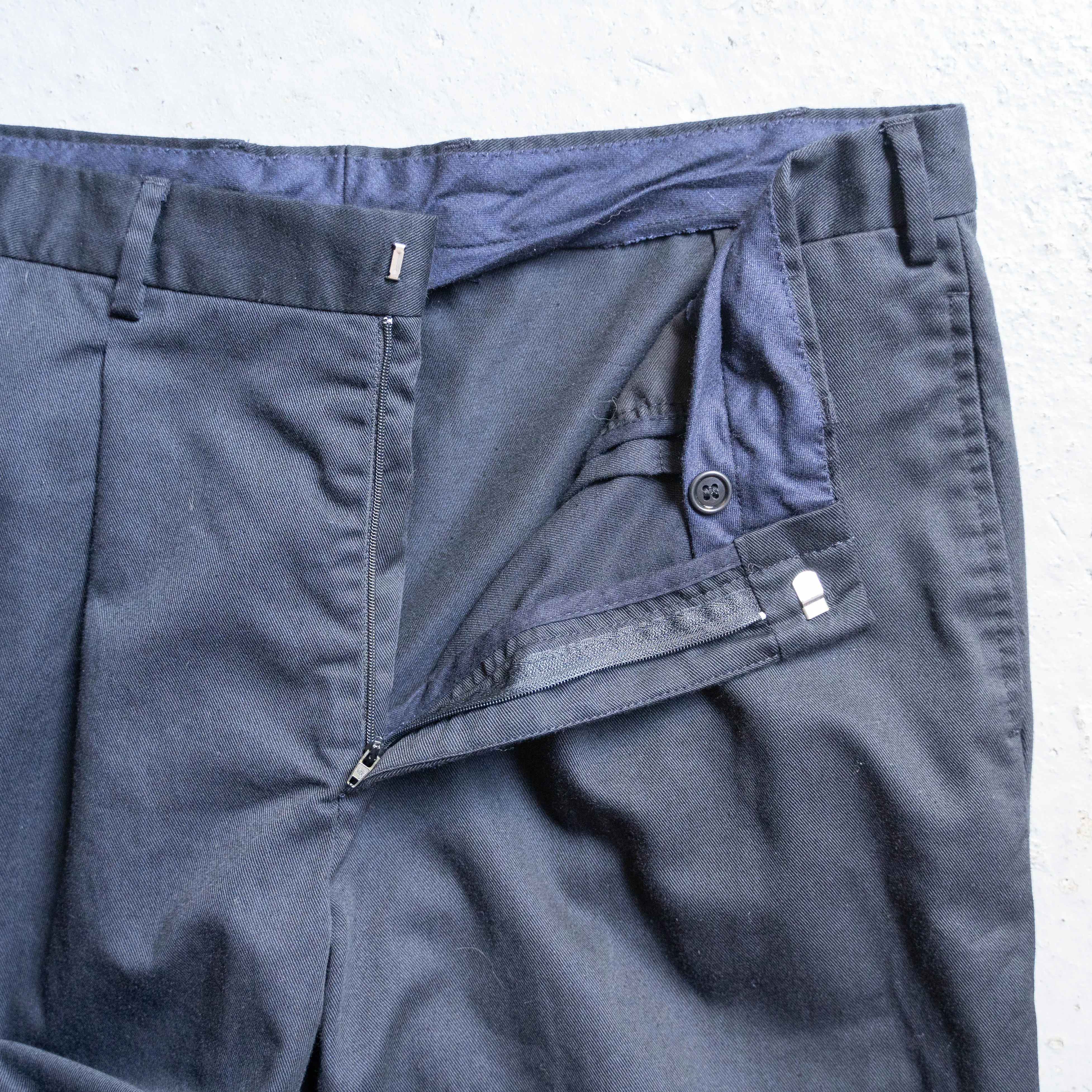 1990-00s Italian military one tuck chino slacks -black dyed- 'dead stock'