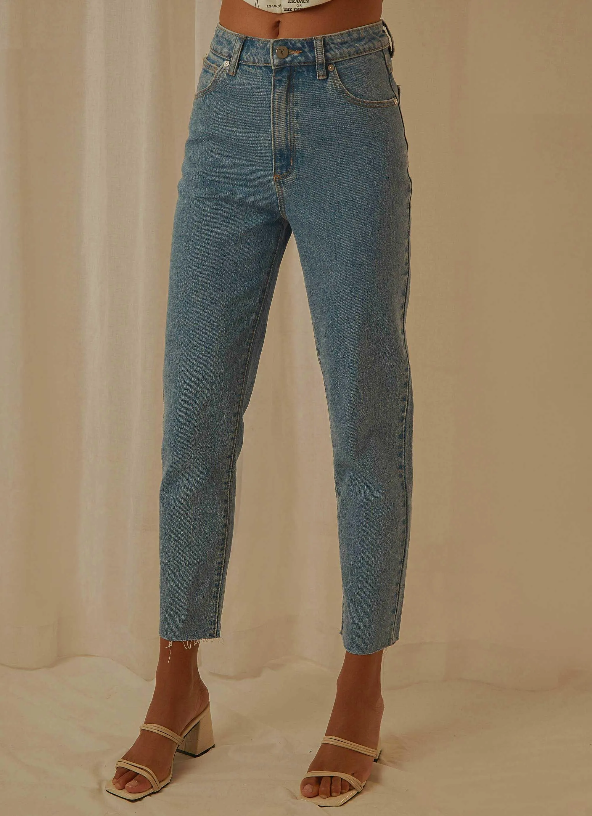 A 94 High Slim Jean - Debbie