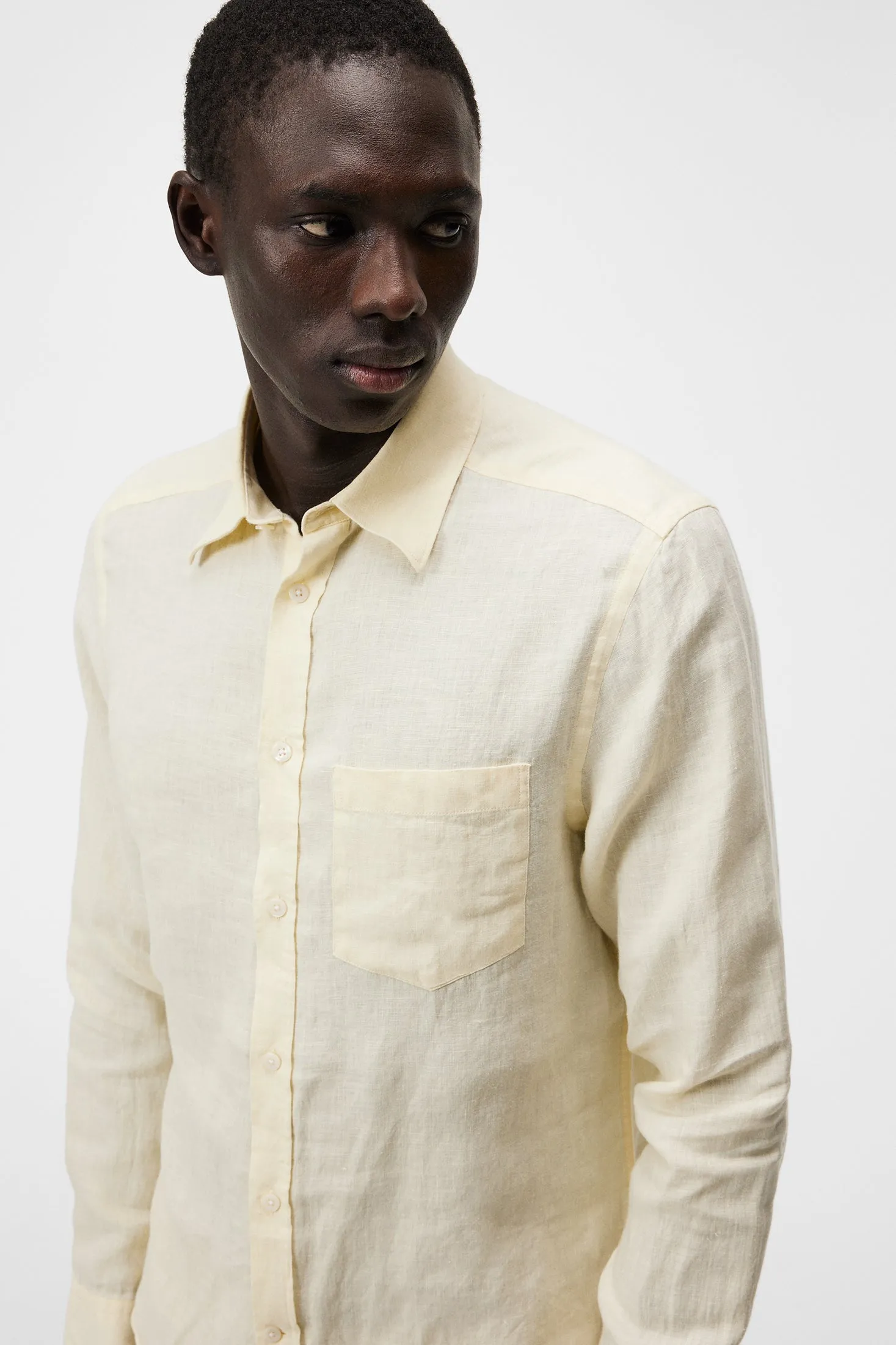 Clean Linen Slim Shirt