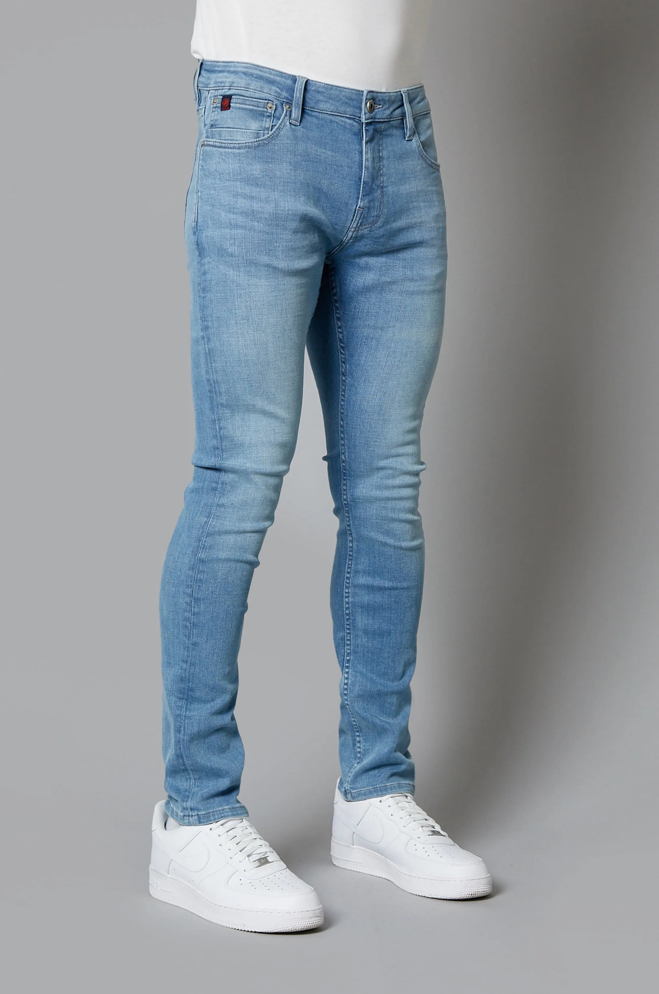 Dakota Slim Fit Jeans In Light Blue