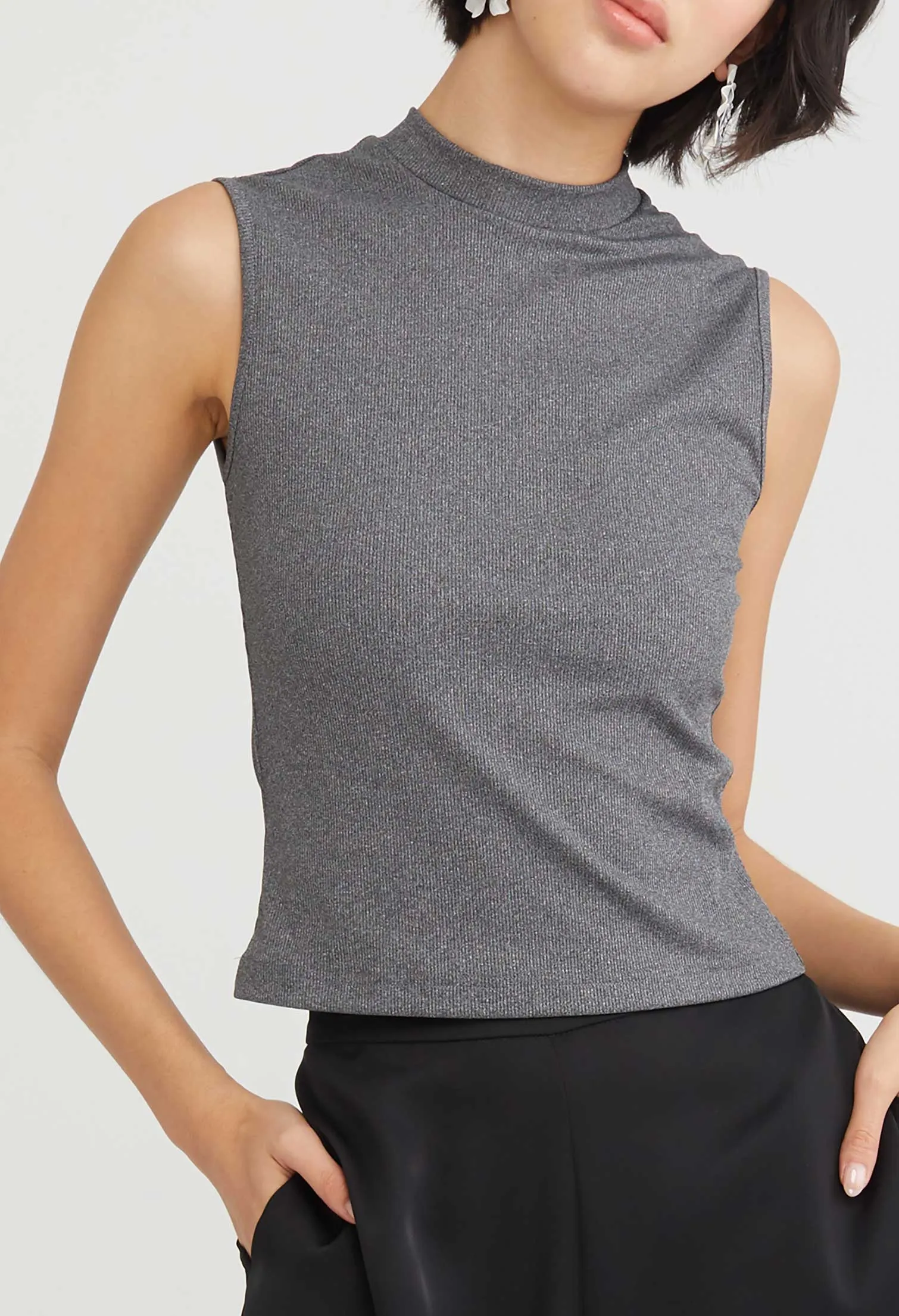 Easy Mock Collar Tank Top