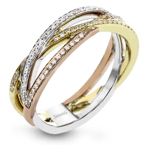 Fashion Ring in 18k Gold with Diamonds