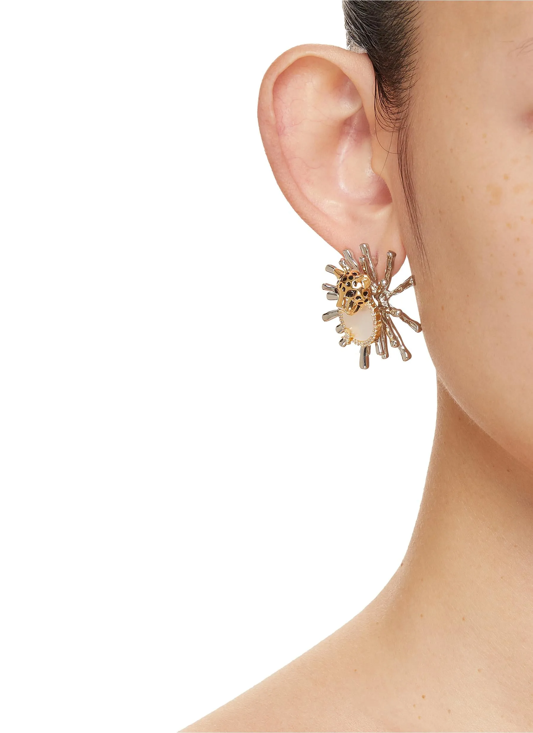 GOLD LEOPARD EARRING