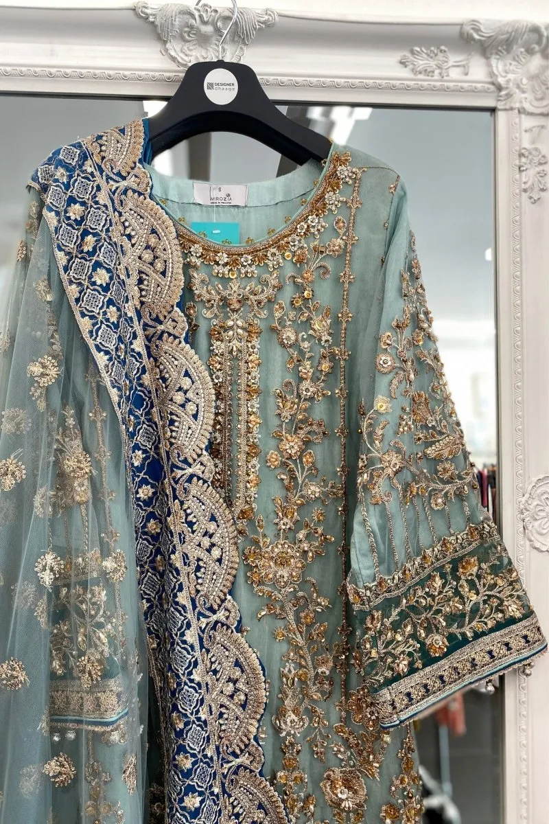 Luxurious Imrozia Pakistani Wedding Wear - IMR220 Elegant Bridal Attire