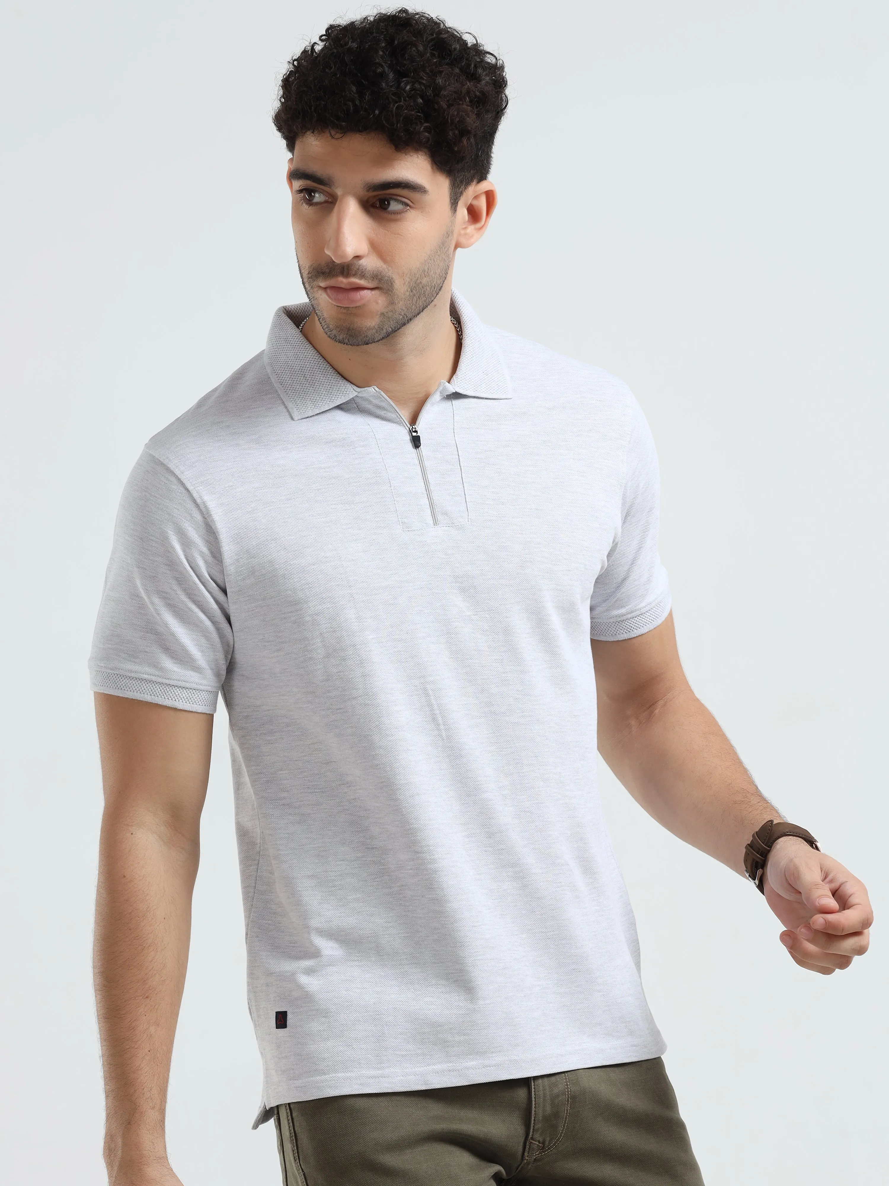 MEN'S ECRU MELANGE SOLID SLIM FIT T SHIRT