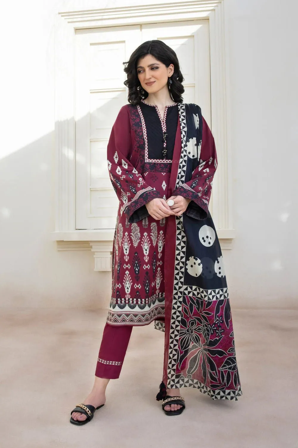 Sapphire Lawn 3 Piece Suit SAP63