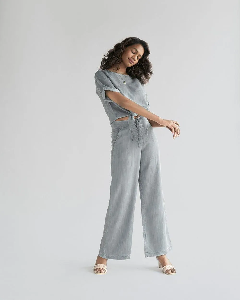 Twist and Sway Top in Stone Grey