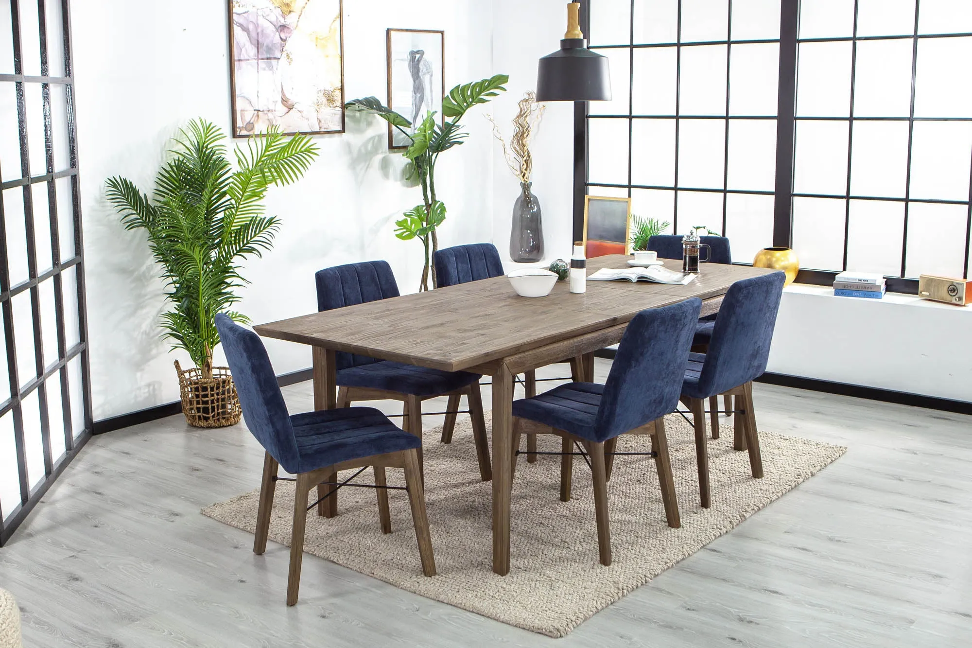 West Extension Dining Table (71"/ 91")